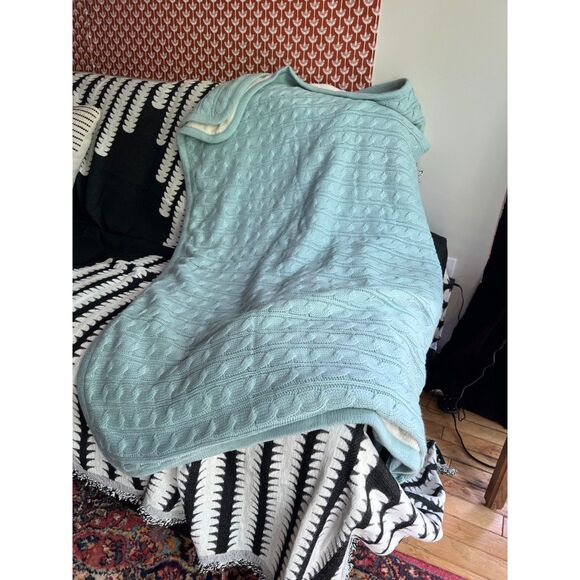 LL Bean fisherman cabled fleece throw 50" x 60" in light blue - Picture 2 of 8